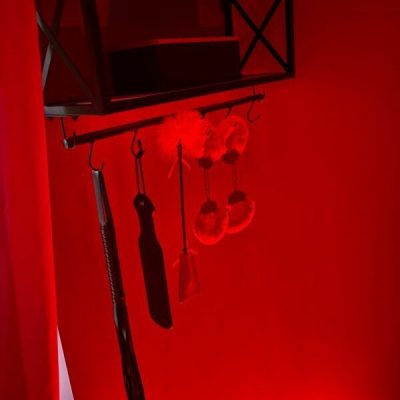 lovelyroom24 secret room rouge3